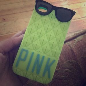 iPhone 4 PINK pineapple case !